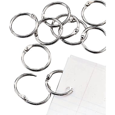 Argollas abatibles articuladas metálicas con bisagra de perno remachado en acabado niquelado (plateado). Medida de 13 mm de diámetro interior, ideal para carpetas, agendas, menús, publicaciones impresas, carteles colgantes y gráficos. Capacidad para almacenar 110 hojas.