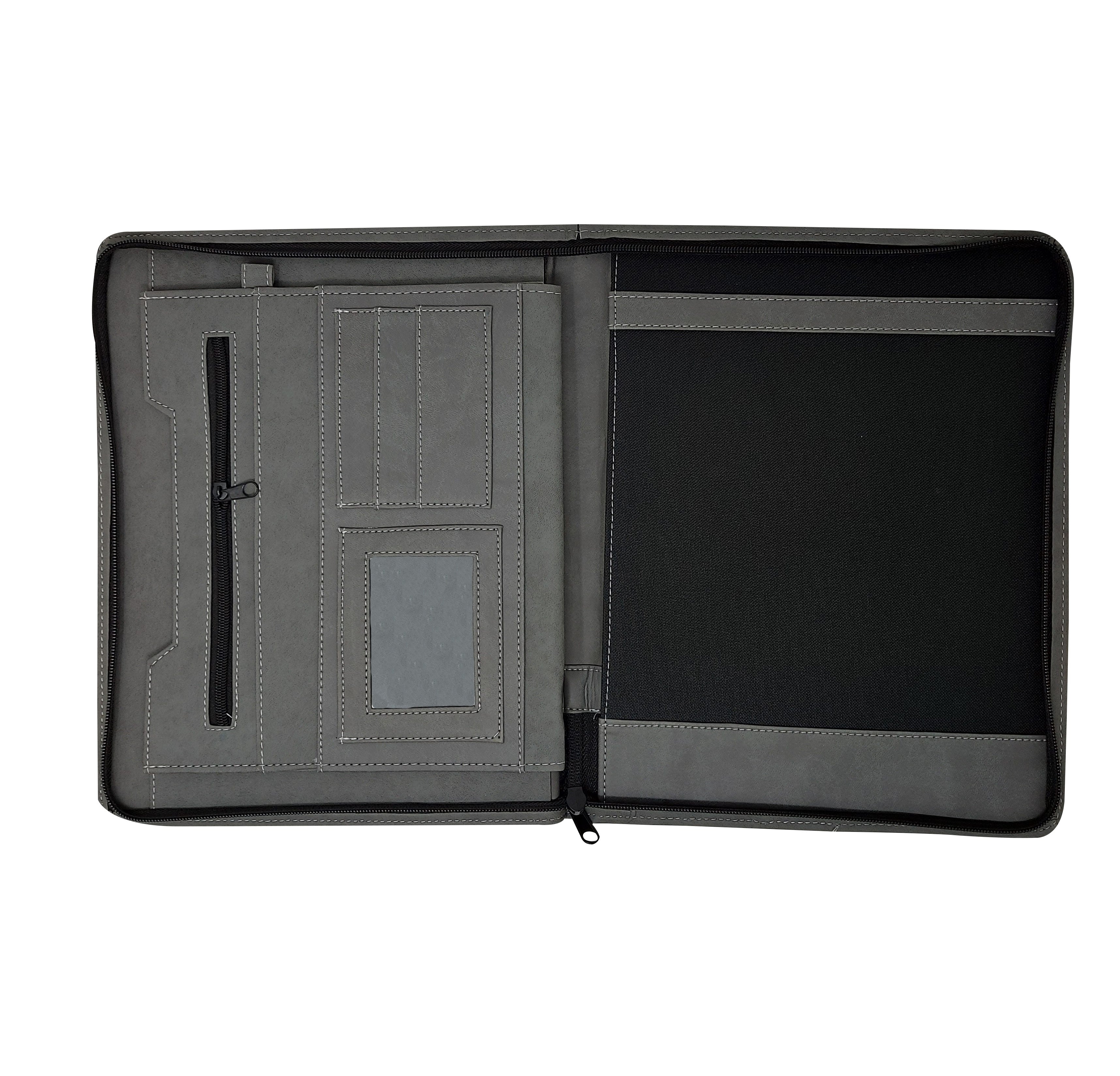 Carpeta ejecutiva carta bitono portablock con bolsillos de color gris, fabricada con materiales de primera calidad en México. Ideal para organizar documentos de oficina y presentaciones. Entrega inmediata y atención personalizada.