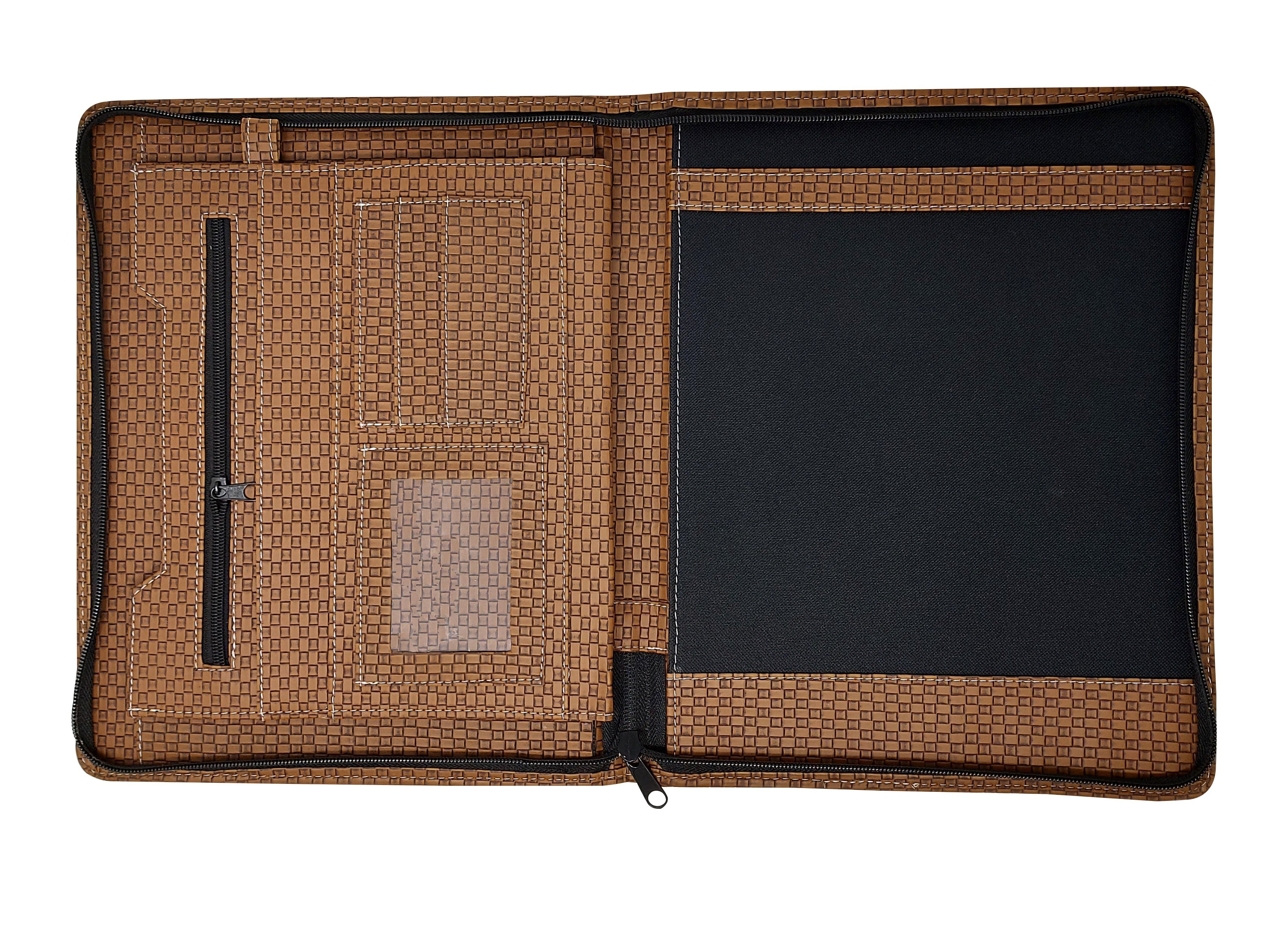 Carpeta ejecutiva carta bitono portablock con bolsillos de color camel, fabricada con materiales de primera calidad en México. Ideal para organizar documentos de oficina y presentaciones. Entrega inmediata y atención personalizada.