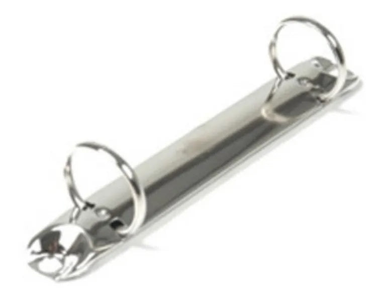 Paquete de 20 piezas de herraje tamaño especial de dos argollas circulares con diámetro de .75 pulgadas y separación de 8 cm. Acabado níquel plateado, base de 17 mm angosta y capacidad para 150 hojas.