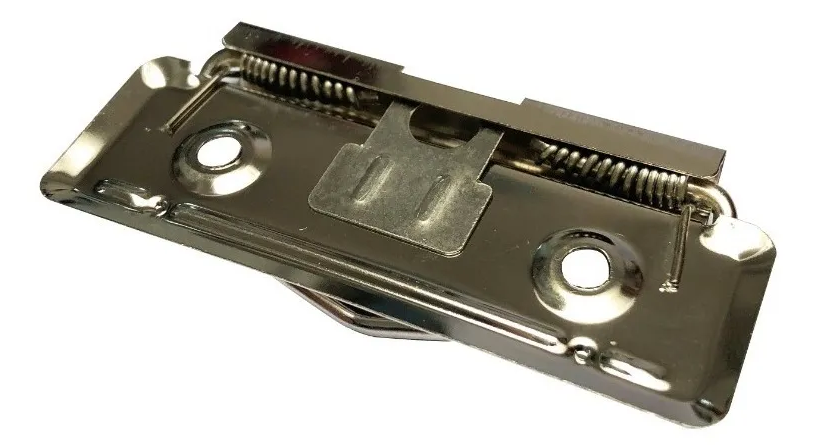 Paquete de 50 piezas de clip sujetador metálico de 7 cm con alambre plano de presión, ojillo retráctil para colgar, terminado niquelado (plata), ideal para carpetas, tableros y menús.