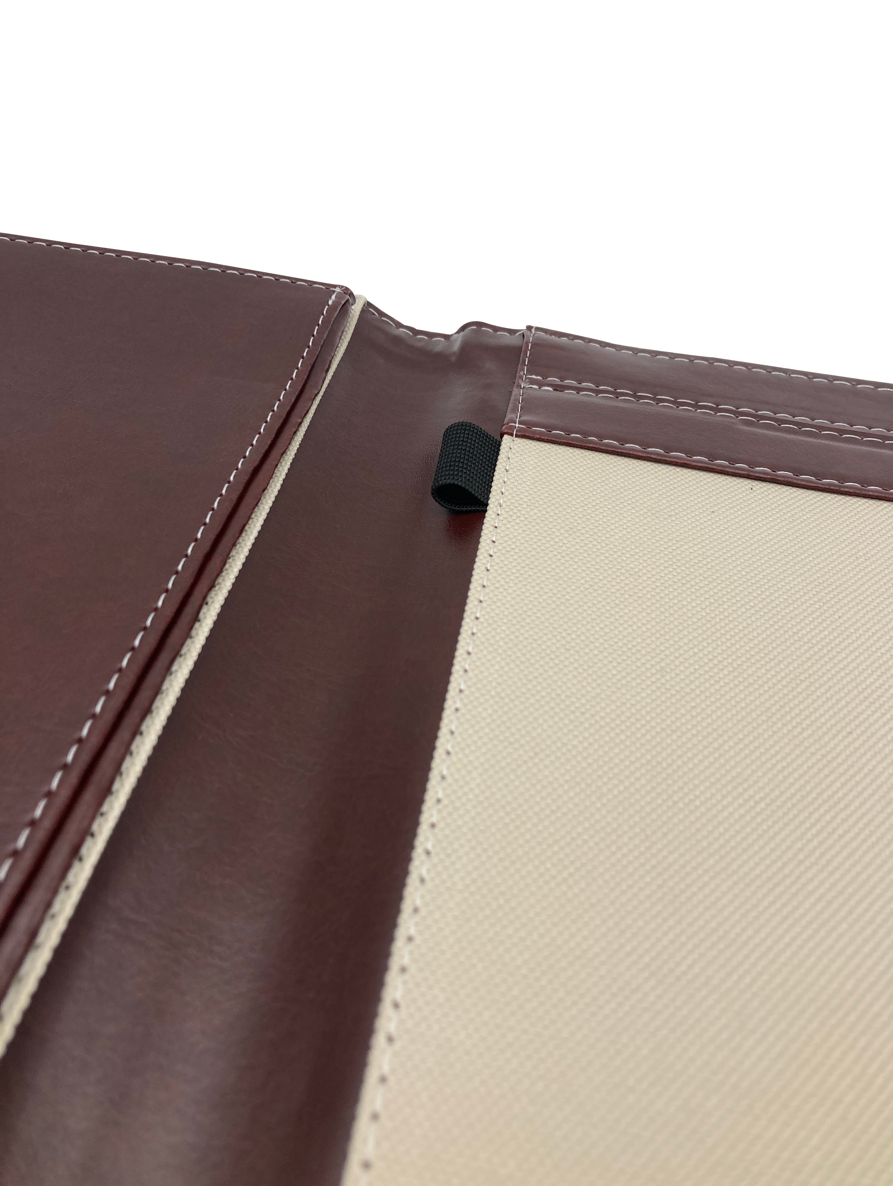 Carpeta Ejecutiva Oficio con bolsillo, portablock y lengüeta, fabricada en curpiel con detalles en lomo y lengüeta. Interior con bolsillo fuelle, porta pluma y forro de tela poliéster. Ideal para hojas tamaño oficio, con broche de floreta y tapas acolchonadas. Color miel. Perfecta para eventos académicos y corporativos como congresos y conferencias.