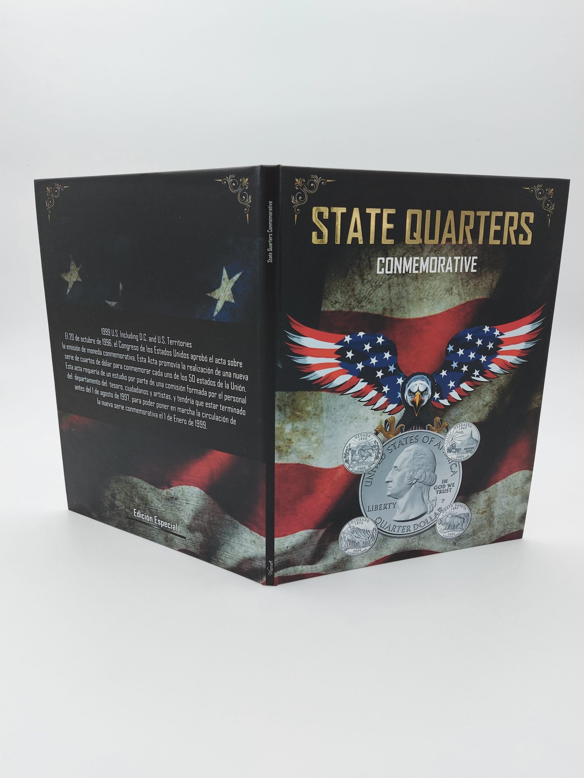 Álbum para monedas conmemorativas de un cuarto de dólar americano (1999-2009), diseñado para 57 monedas, con imágenes representativas de los estados de EE.UU. y un espacio para el anverso de Washington. Incluye funda protectora y acabado de alta calidad.