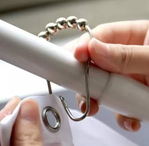 Ganchos para cortina con 5 balines esféricos niquelados, facilitan el deslizamiento de la cortina en el tubo sin atorarse, paquete de 12 ganchos de metal