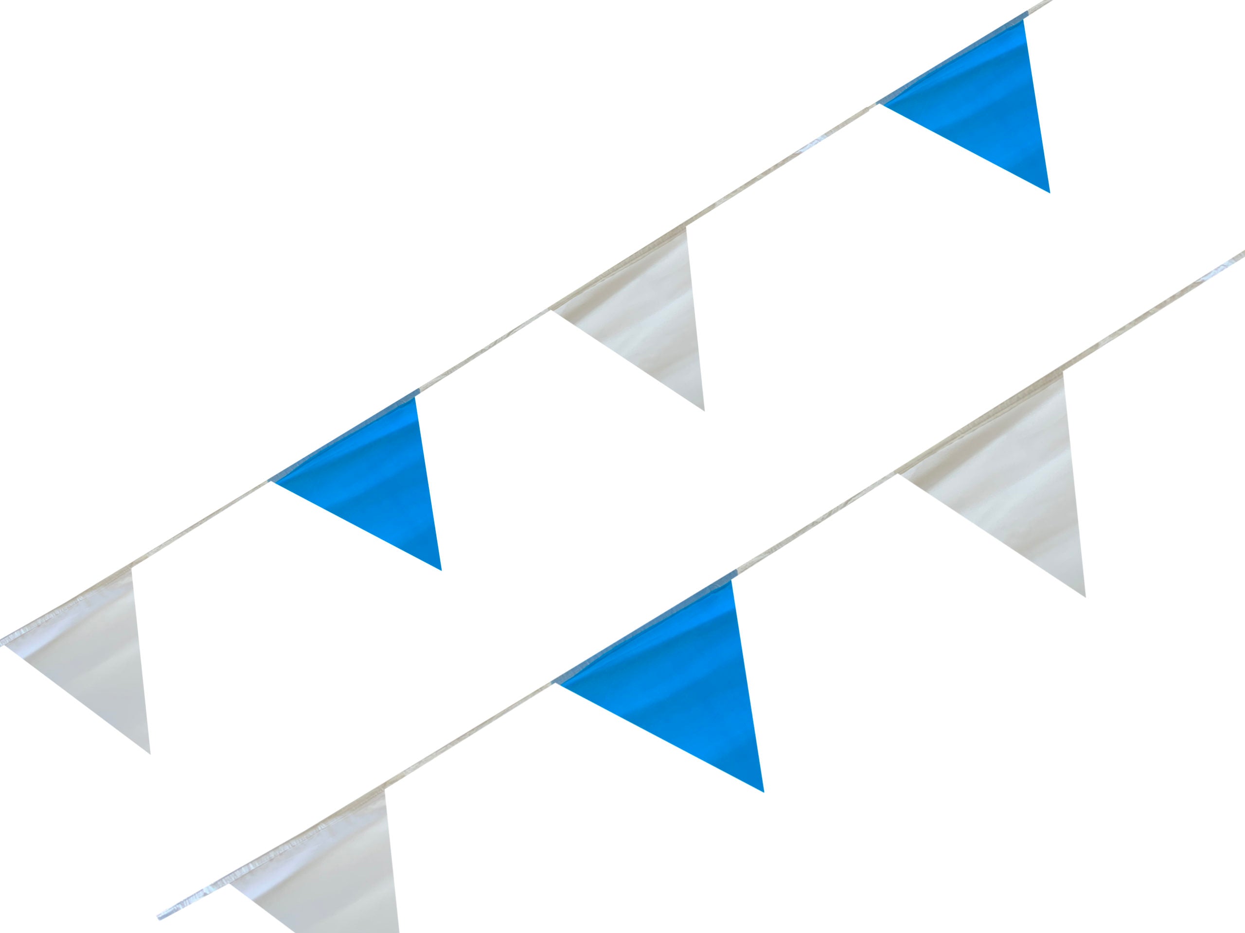 Tira de banderines triangulares intercalados en colores azul cielo y blanco con guía de rafia blanca, ideal para decoración de eventos, fiestas temáticas, lotes en venta, lavado de coches, tiendas y exposiciones, largo total de 50m con 84 banderines.